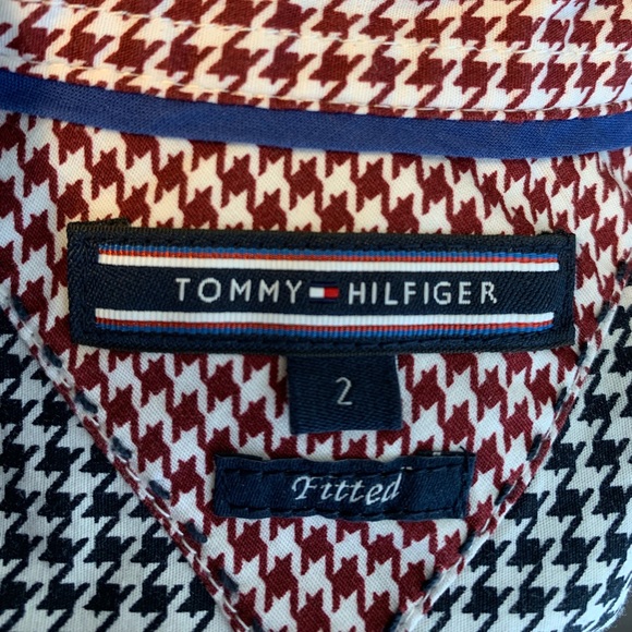 Tommy Hilfiger Fitted Button Down Blouse - Picture 3 of 4